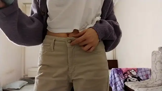 Lyndasilk's cam snapshot