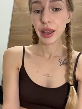 kira_mia's cam snapshot