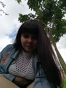 Yuliks_ live sex cam