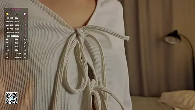 NilaBartkus's cam snapshot