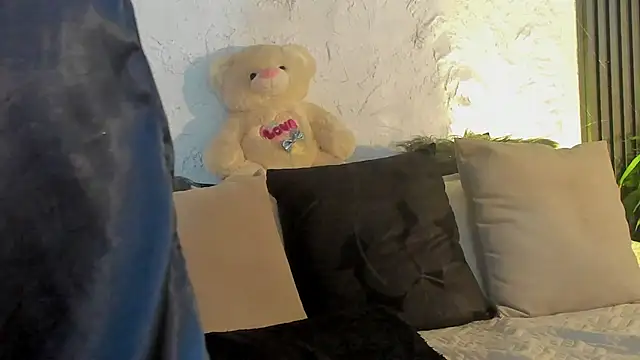 joselin_rouse's cam snapshot