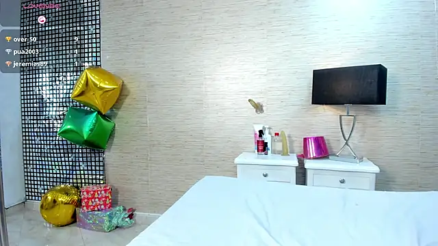 MiaAmore_'s cam snapshot