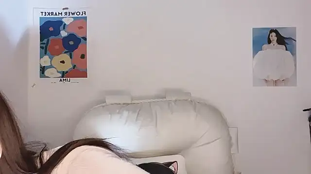 -Hottie's cam snapshot