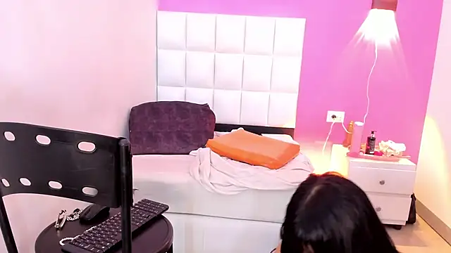 TwoForyouX live sex cam