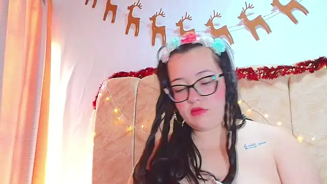 Zoe_Curvy's cam snapshot