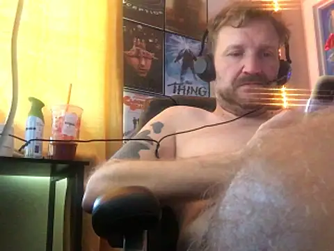 Thickwhitetight's cam snapshot