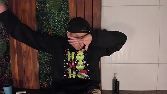 Andy_Joy_'s cam snapshot