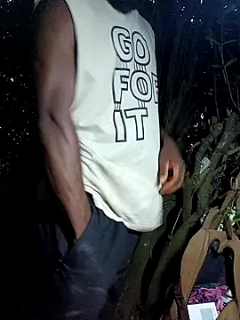 bigblackbangerkay's cam snapshot