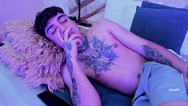 SantiOlsen live sex cam