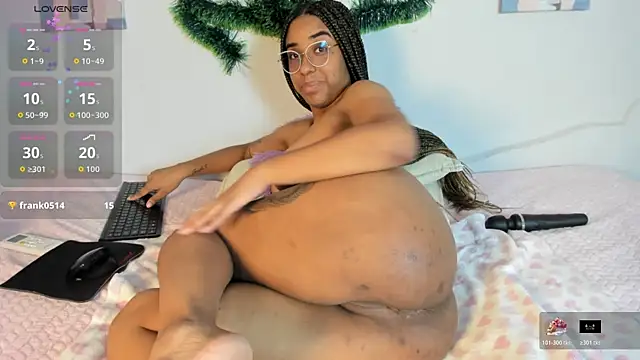 Sophia_Ebony's cam snapshot