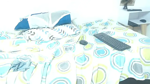 Madeline_Woods's cam snapshot