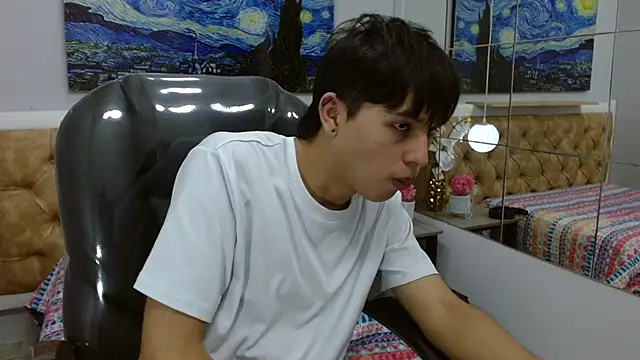 StiwenTwink's cam snapshot