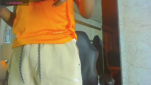 Drake_Nassir4 live sex cam