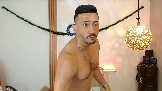 Reiko_85_'s cam snapshot