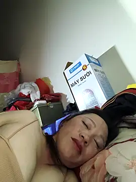 Y-eahi's cam snapshot