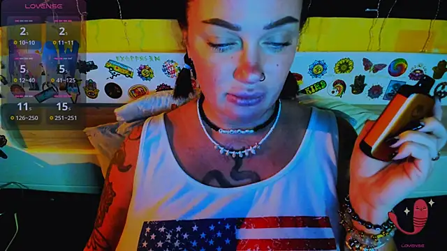 EllieOz's cam snapshot