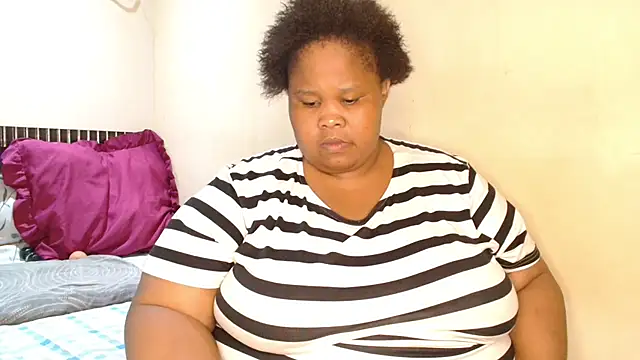 19bootylicious's cam snapshot