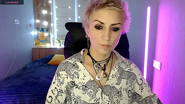 Sweet-n-Strong live sex cam