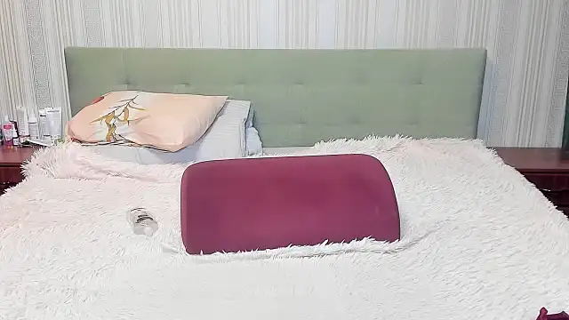 ClassyLiza's cam snapshot