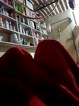 Punebigcock49's cam snapshot