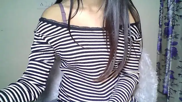 Naughty_Nayra's cam snapshot