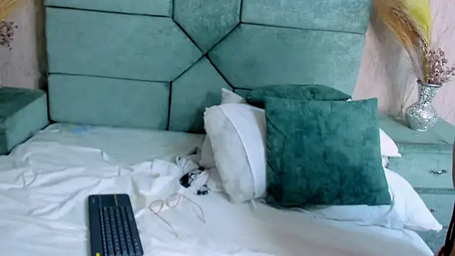 MiaFisherr live sex cam