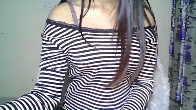 Naughty_Nayra's cam snapshot