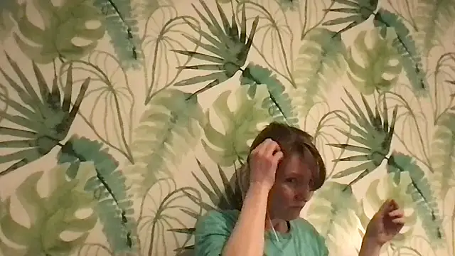 MeluaMauritius's cam snapshot