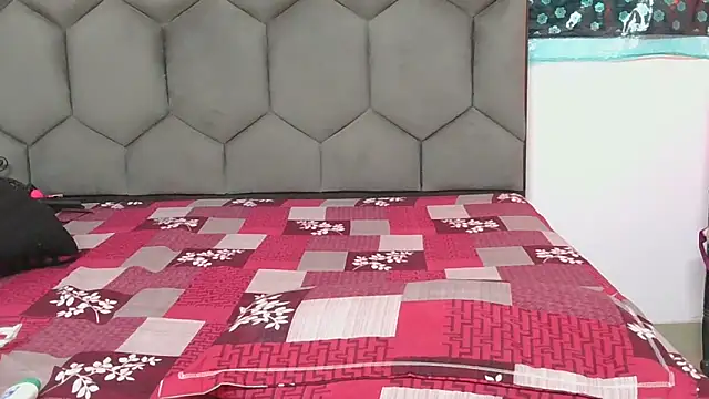 Sweet_Kavya's cam snapshot