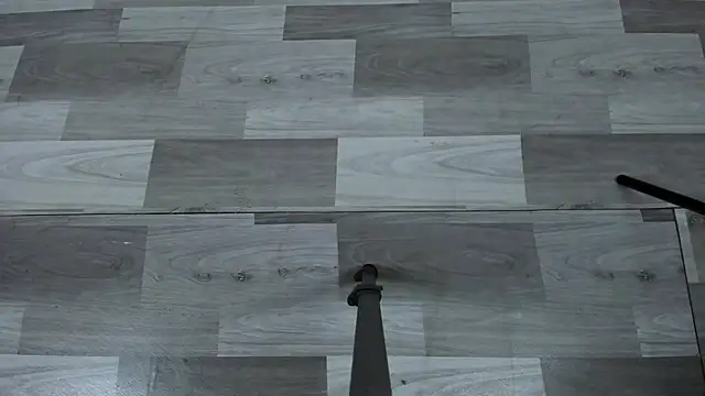 Angel_Cuervo live sex cam