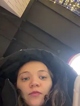 TheYourL's cam snapshot