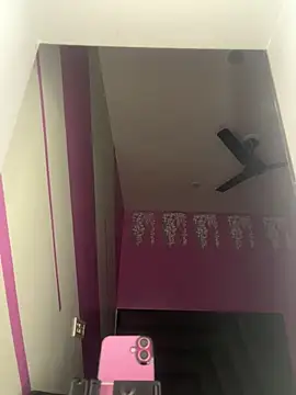 Tanya-mittal's cam snapshot