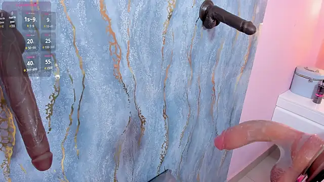 honey_sofii_'s cam snapshot