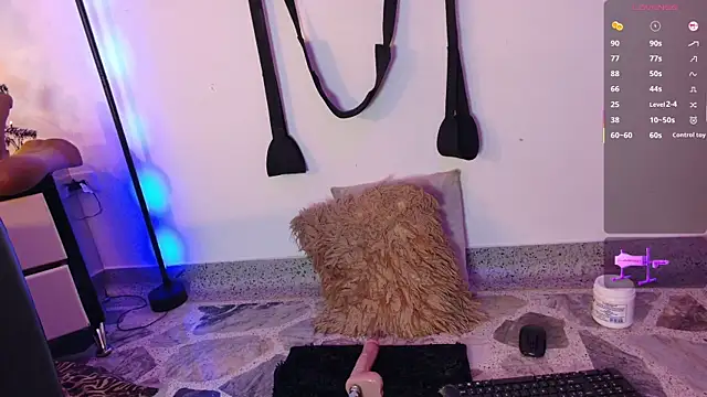 SofiiaMartinez_'s cam snapshot