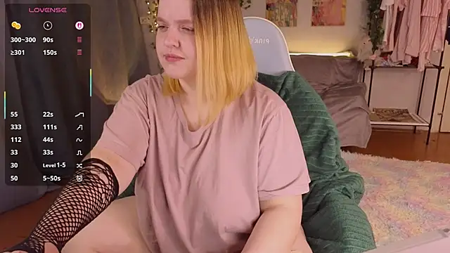 Aki_nohana live sex cam