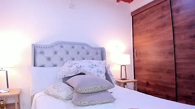 yen_lo_'s cam snapshot