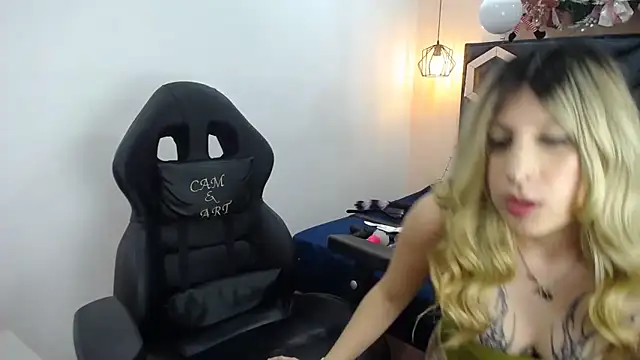 Taboo-AliyahRyan's cam snapshot