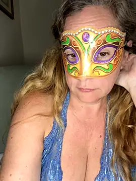 largeboobies30's cam snapshot