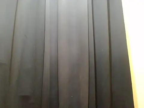 x_brittany_x's cam snapshot