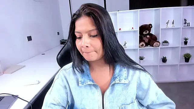 megan_bigboobs_'s cam snapshot