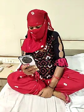 radhadesi's cam snapshot