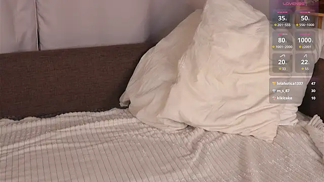 OpheliaSalotti live sex cam