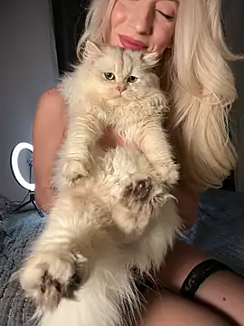 Ella_Charm's cam snapshot