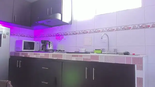 Emma-evans's cam snapshot