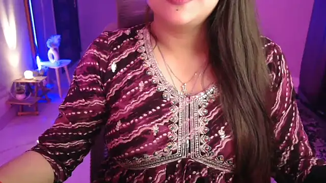 Mitikaa live sex cam