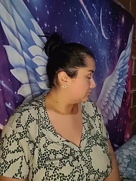 CurvyNoir's cam snapshot