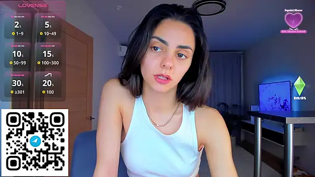 EmiliaZen's cam snapshot