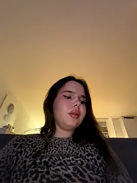 TheCinderella live sex cam