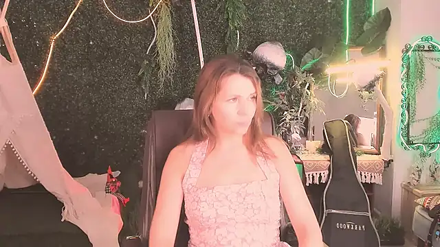 NicoleHitman's cam snapshot