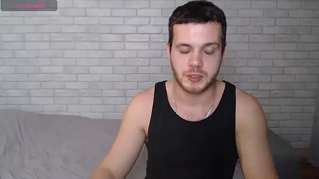 Alexxx_horny's cam snapshot